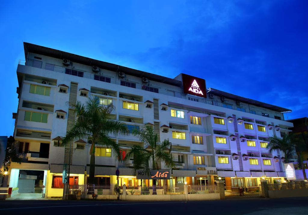 Hotel Aida Коттаям Экстерьер фото