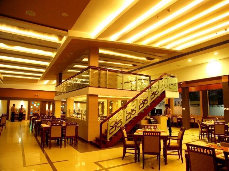 Hotel Aida Коттаям Экстерьер фото